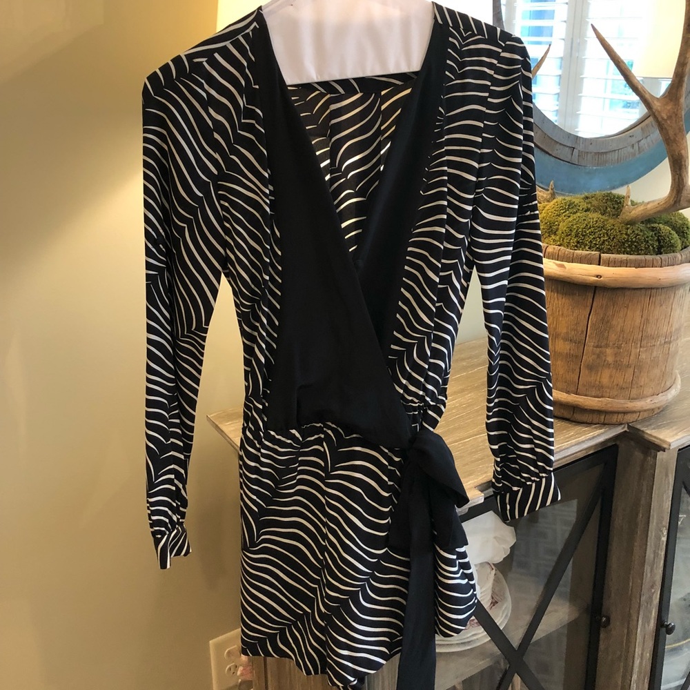 INTERMIX BLACK AND WHITE ROMPER